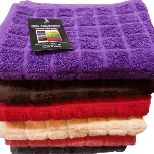 Cotton Bath Towel With Good Water Absorbancy
