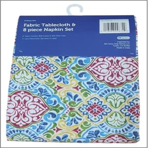 Printed Cotton Table Cloth with 8 Solid Napkin Set Stock