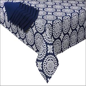 Printed Cotton Table Cloth with 8 Solid Napkin Set Stock